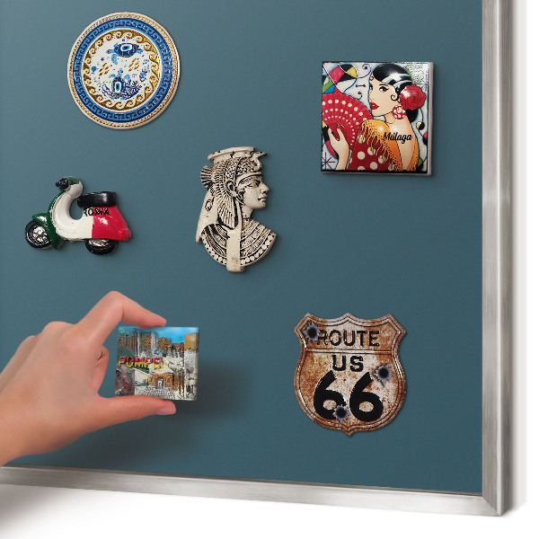 Magneetbord voor souvenir magneten met zilveren lijst Donker turkoois