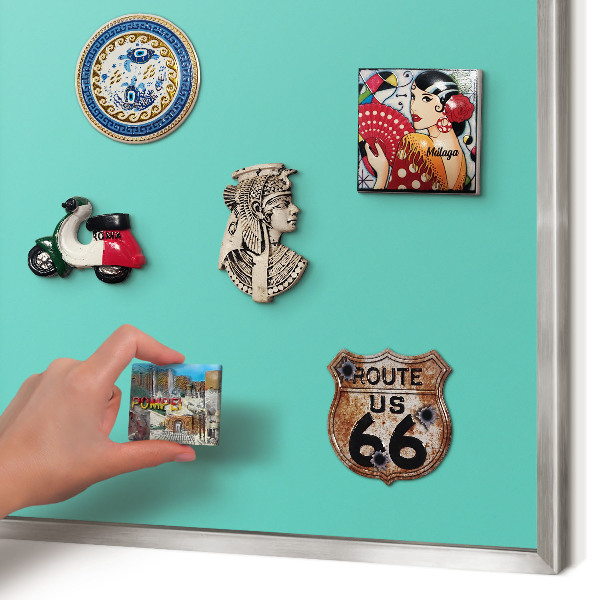 Decoratief metalen magneetbord in een zilveren lijst Sterke munt