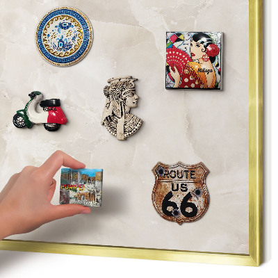 Magnetisch bord voor reismagneten met gouden lijst Beige marmer