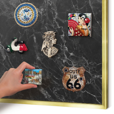 Metalen magneetbord met lijst in het goud Zwart marmer