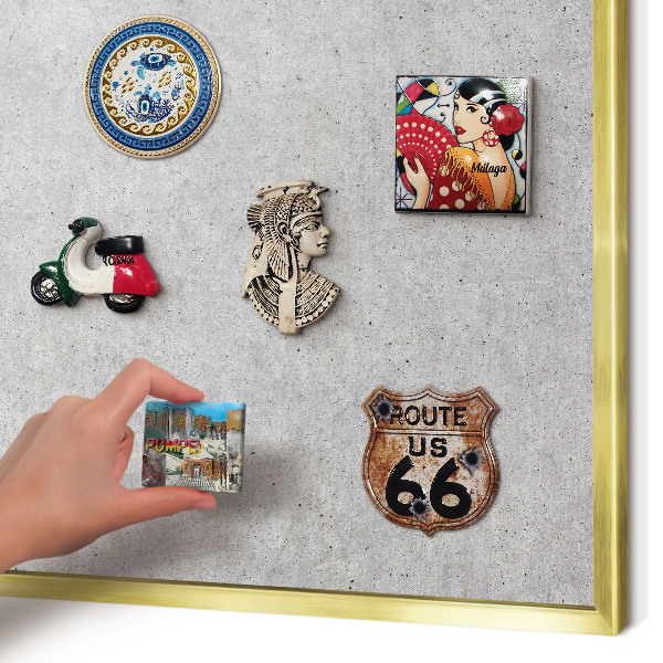 Metalen magneetbord met lijst in het goud Grijze textuur