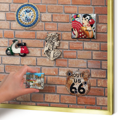 Magnetisch bord voor reismagneten met gouden lijst Bakstenen muur
