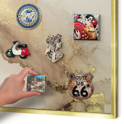 Metalen magneetbord met lijst in het goud Elegante glans