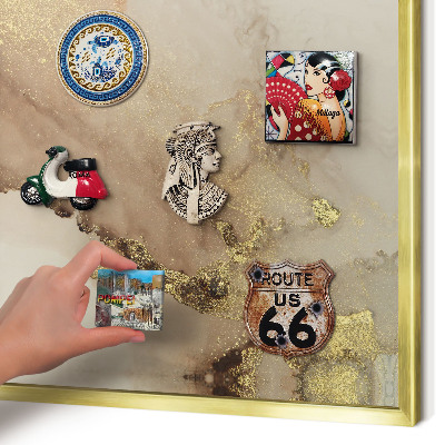 Metalen magneetbord met lijst in het goud Elegante glans