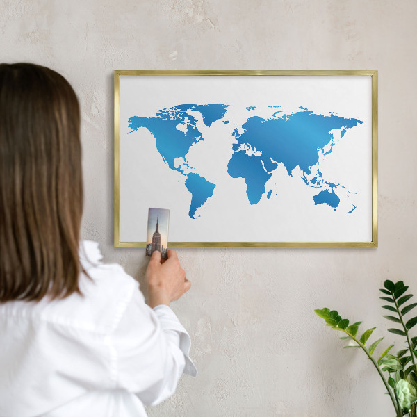 Metalen magneetbord met lijst in het goud Wereldkaart