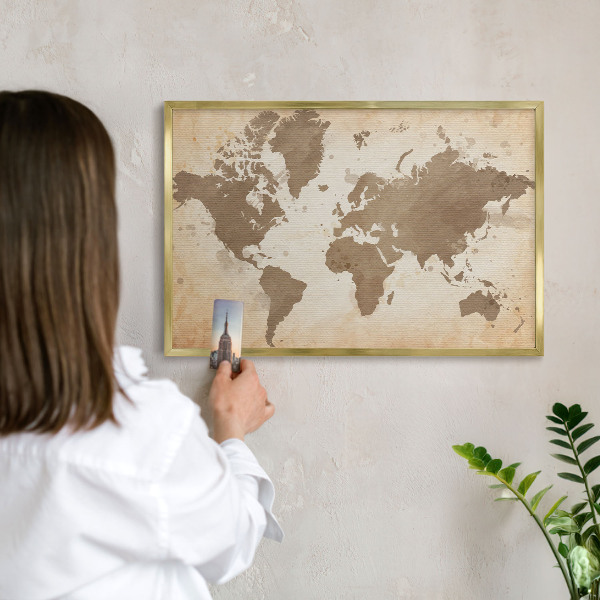 Magnetisch bord voor reismagneten met gouden lijst Wereldkaart