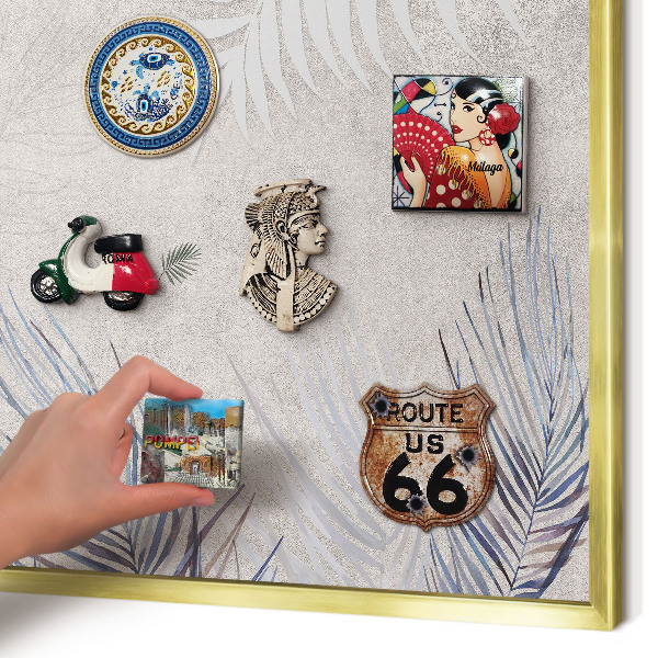 Magnetisch bord voor reismagneten met gouden lijst Bladrijke elegantie