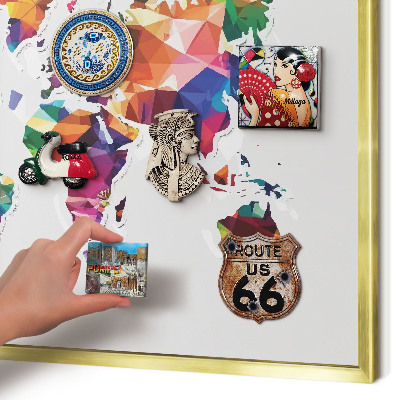 Metalen magneetbord met lijst in het goud Wereldkaart