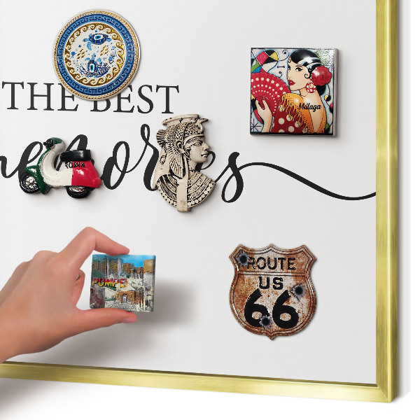 Metalen magneetbord met lijst in het goud Inspirerende herinneringen