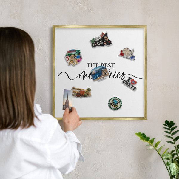 Metalen magneetbord met lijst in het goud Inspirerende herinneringen