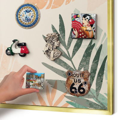 Metalen magneetbord met lijst in het goud Tropische bladeren