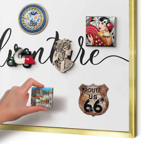Metalen magneetbord met lijst in het goud Avontuur geschreven