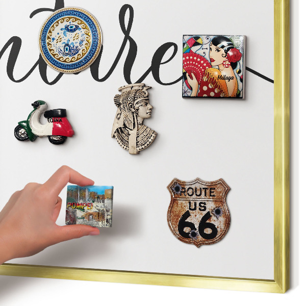 Metalen magneetbord met lijst in het goud Avontuur geschreven