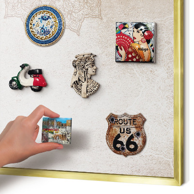 Metalen magneetbord met lijst in het goud Etnische patronen