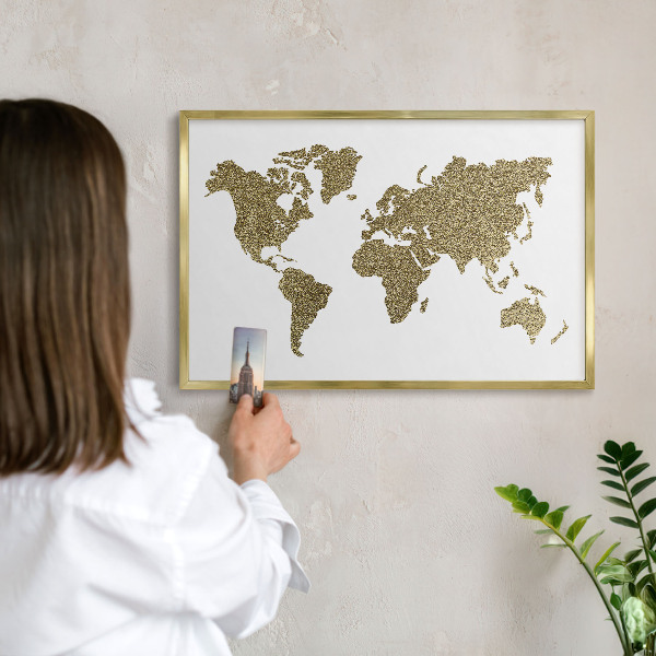 Metalen magneetbord met lijst in het goud Wereldkaart