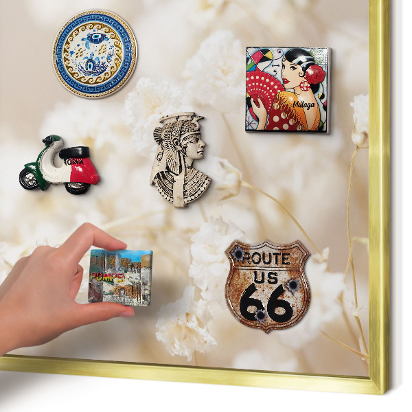 Metalen magneetbord met lijst in het goud Beige bloemen