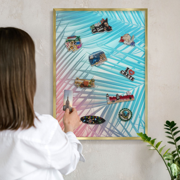 Metalen magneetbord met lijst in het goud Tropische elegantie