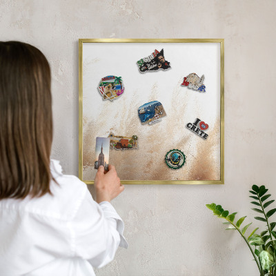 Metalen magneetbord met lijst in het goud Essentiële grassen