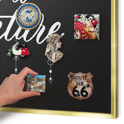 Metalen magneetbord met lijst in het goud Avontuur wacht.