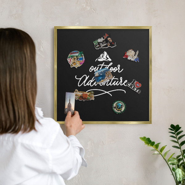Metalen magneetbord met lijst in het goud Buitenavontuur