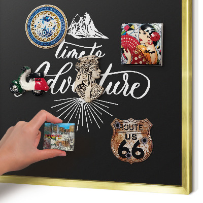 Metalen magneetbord met lijst in het goud Avontuurlijke tijd