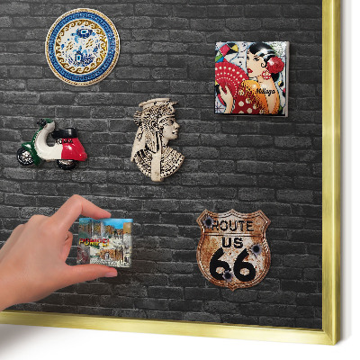 Magnetisch bord voor reismagneten met gouden lijst Bakstenen muur