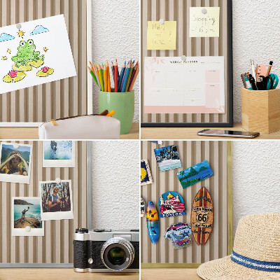 Metalen magneetbord met lijst in het goud Houten latten