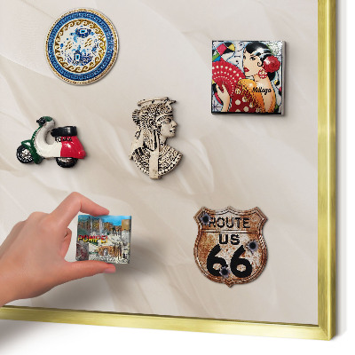 Magnetisch bord voor reismagneten met gouden lijst Crèmekleurige veren
