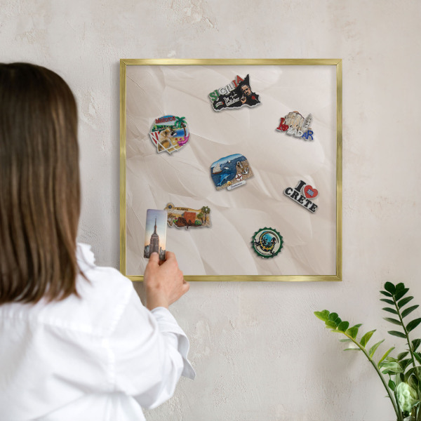 Magnetisch bord voor reismagneten met gouden lijst Crèmekleurige veren