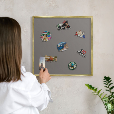 Metalen magneetbord met lijst in het goud Donkergrijs