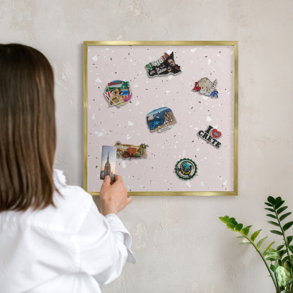 Magnetisch bord voor reismagneten met gouden lijst Modern terrazzo
