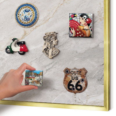 Magnetisch bord voor reismagneten met gouden lijst Marmeren elegantie