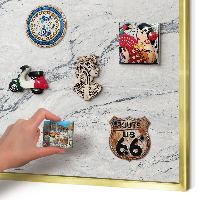 Metalen magneetbord met lijst in het goud Grijze elegantie