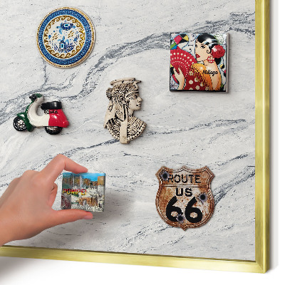 Metalen magneetbord met lijst in het goud Grijze elegantie