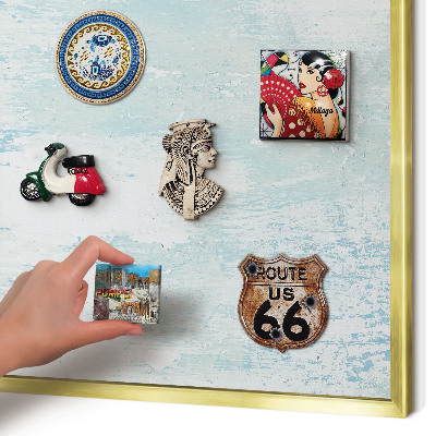 Metalen magneetbord met lijst in het goud Pastelkleurige schaafwonden