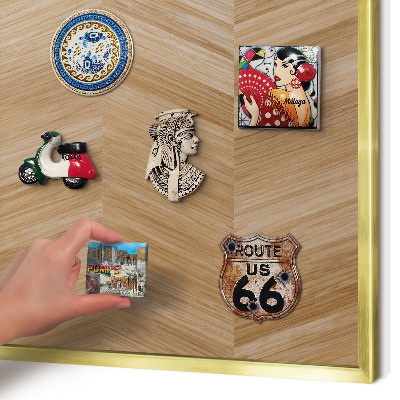 Metalen magneetbord met lijst in het goud Houten visgraatmotief