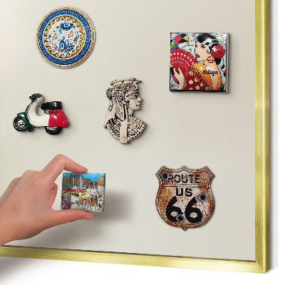 Magnetisch bord voor reismagneten met gouden lijst Misttoon