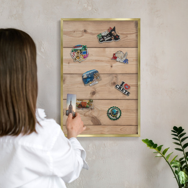 Magnetisch bord voor reismagneten met gouden lijst Houtstructuur