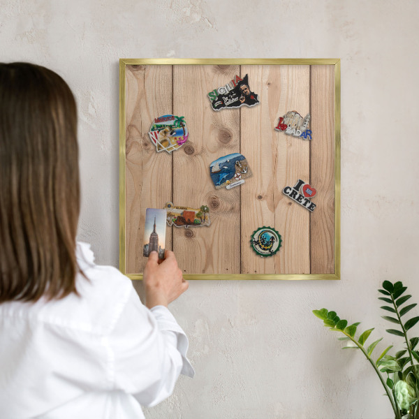 Magnetisch bord voor reismagneten met gouden lijst Houtstructuur
