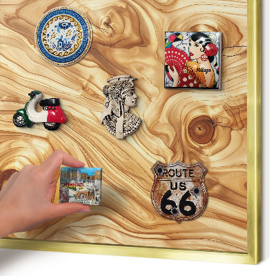Metalen magneetbord met lijst in het goud Houtstructuur