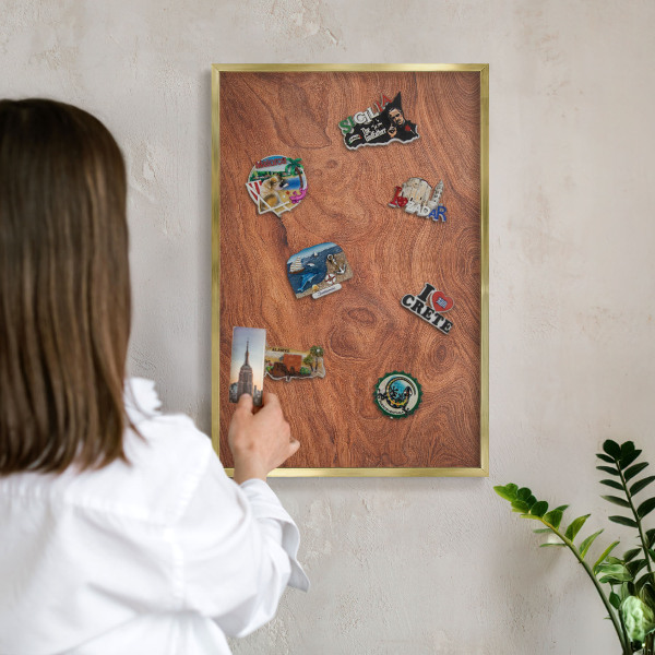 Metalen magneetbord met lijst in het goud Houtnerf