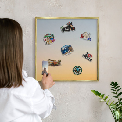 Metalen magneetbord met lijst in het goud Pastelkleurige overgang