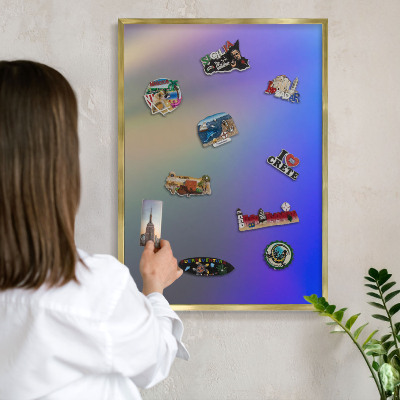 Metalen magneetbord met lijst in het goud Subtiele kleurovergang