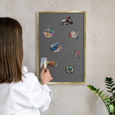 Metalen magneetbord met lijst in het goud Donkergrijs
