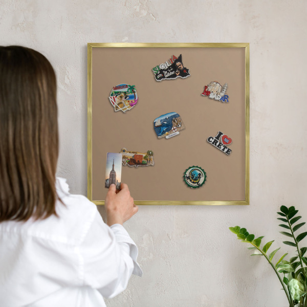 Magnetisch bord voor reismagneten met gouden lijst Warm lichtbruin