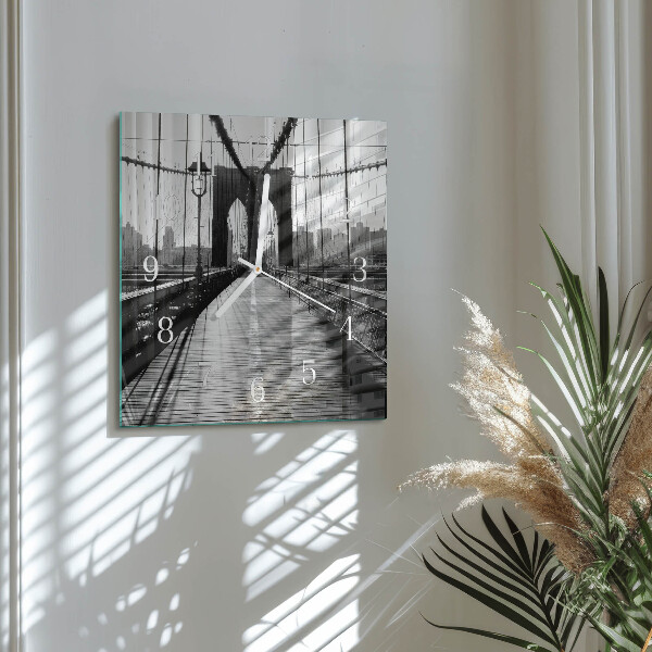 Vierkante glazen klok Brug