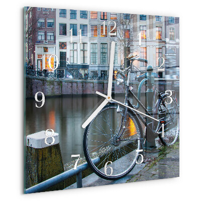 Vierkante glazen klok Fiets