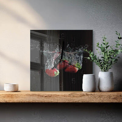 Vierkante glazen wandklok Aardbeien