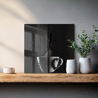 Vierkante glazen wandklok Beker