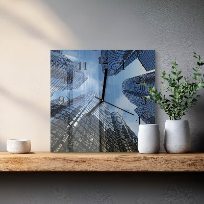 Vierkante glazen wandklok Glazen gebouwen